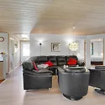 Pet Friendly Home In Logstor With Sauna Ferienhaus Logstor