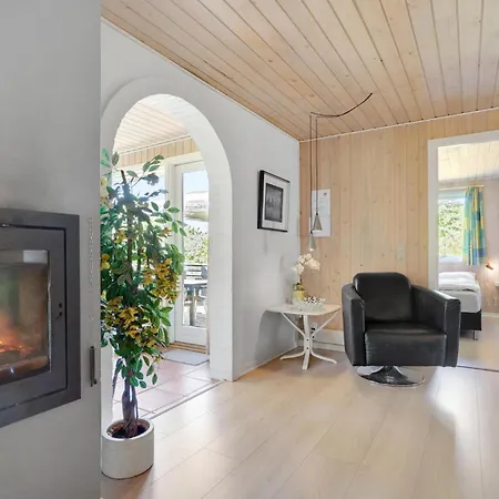 Lovely Home In Logstor With Sauna Сasa de vacaciones Logstor