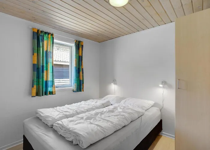 Feriehus Awesome In With Sauna Logstor